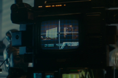 <p><strong>Figure 3.5</strong> The Esper allows Deckard to move around the room in Leon’s photo, using voice commands to navigate.</p>