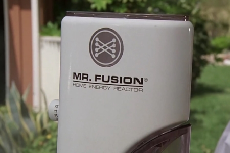 <p><strong>Figure 1.2 </strong>The Mr. Fusion logo as it appeared on the Home Energy Reactor that powers the hovering post-2015 version of the DeLorean time machine.</p>