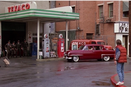 <p><strong>Figure 3.2</strong> When Marty travels back in time to 1955, in <em>Back to the Future</em>, we see the Texaco station again.</p>